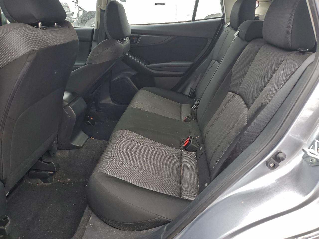 Subaru Impreza Image 8