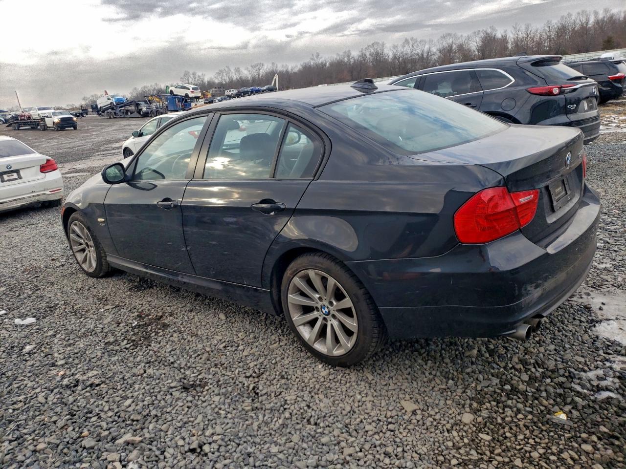 BMW 3 Series Xi Image 12