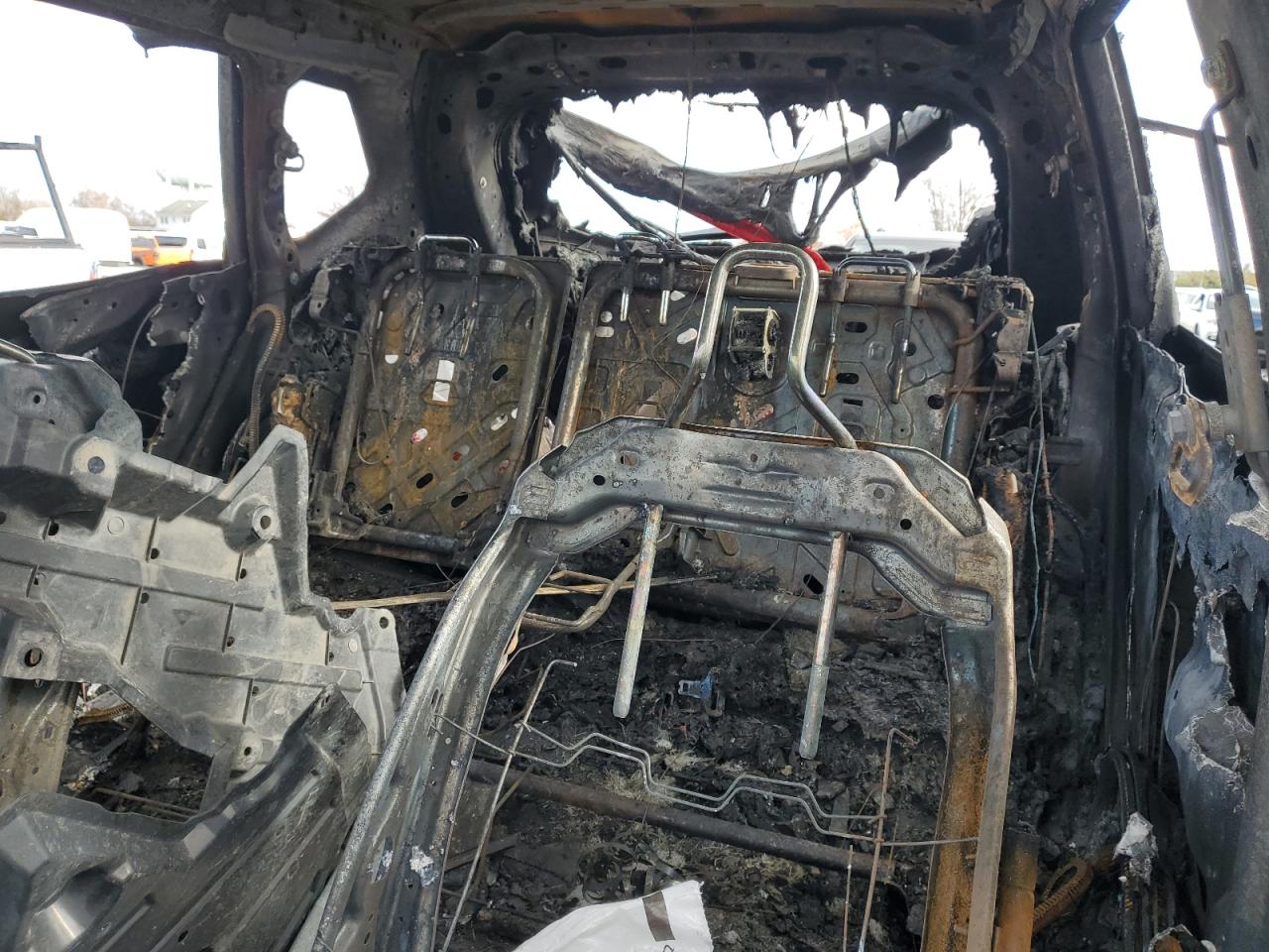 Nissan Rogue S Image 8