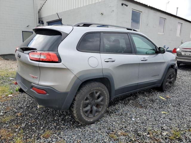 Jeep Cherokee Trailhawk Image 9
