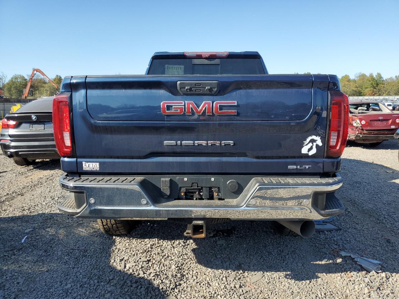 GMC Sierra K2500 Slt Image 2