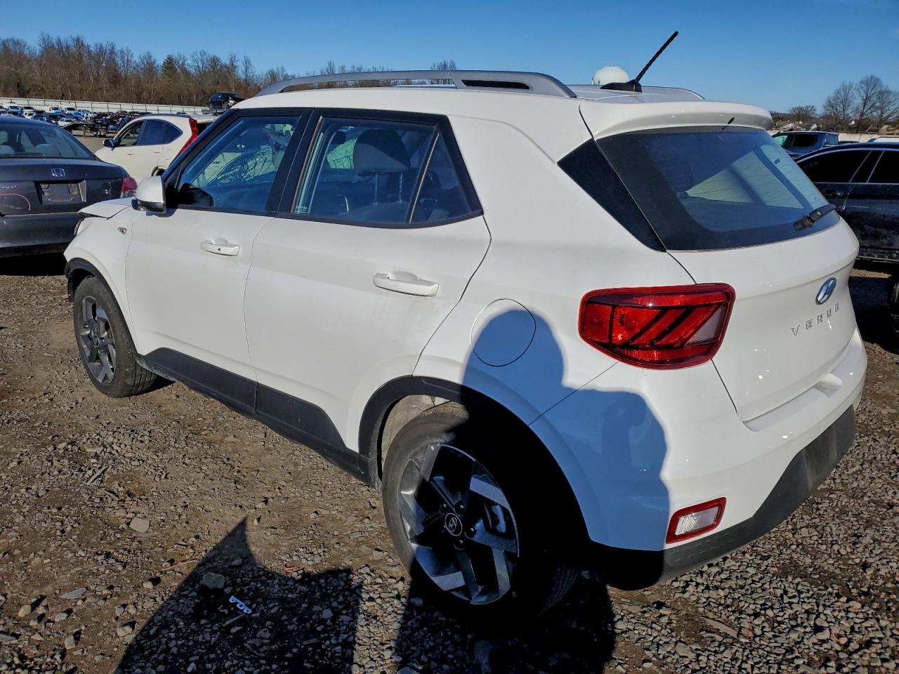 Hyundai VENUE Sel Image 3