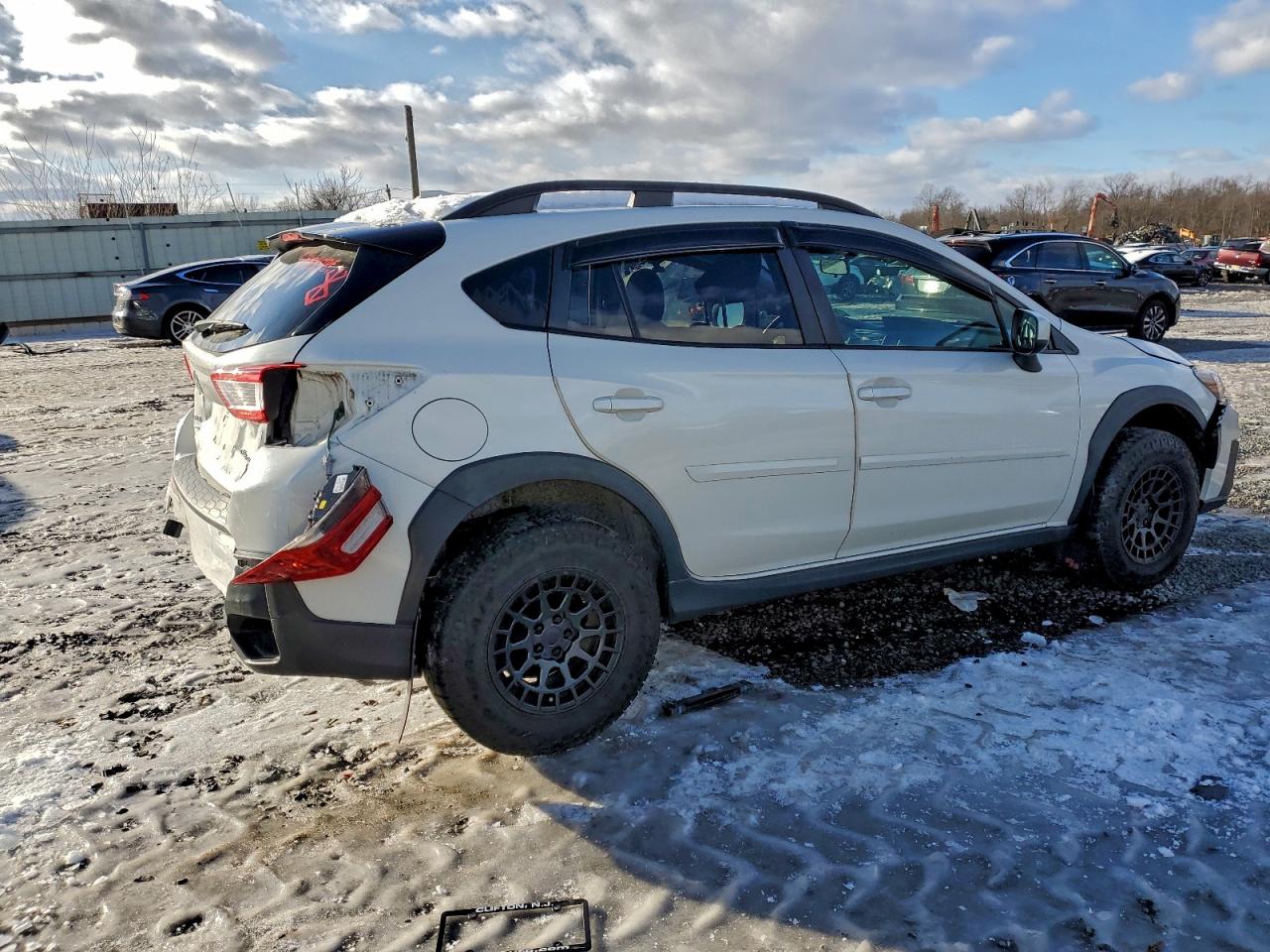 Subaru Crosstrek Premium Image 4