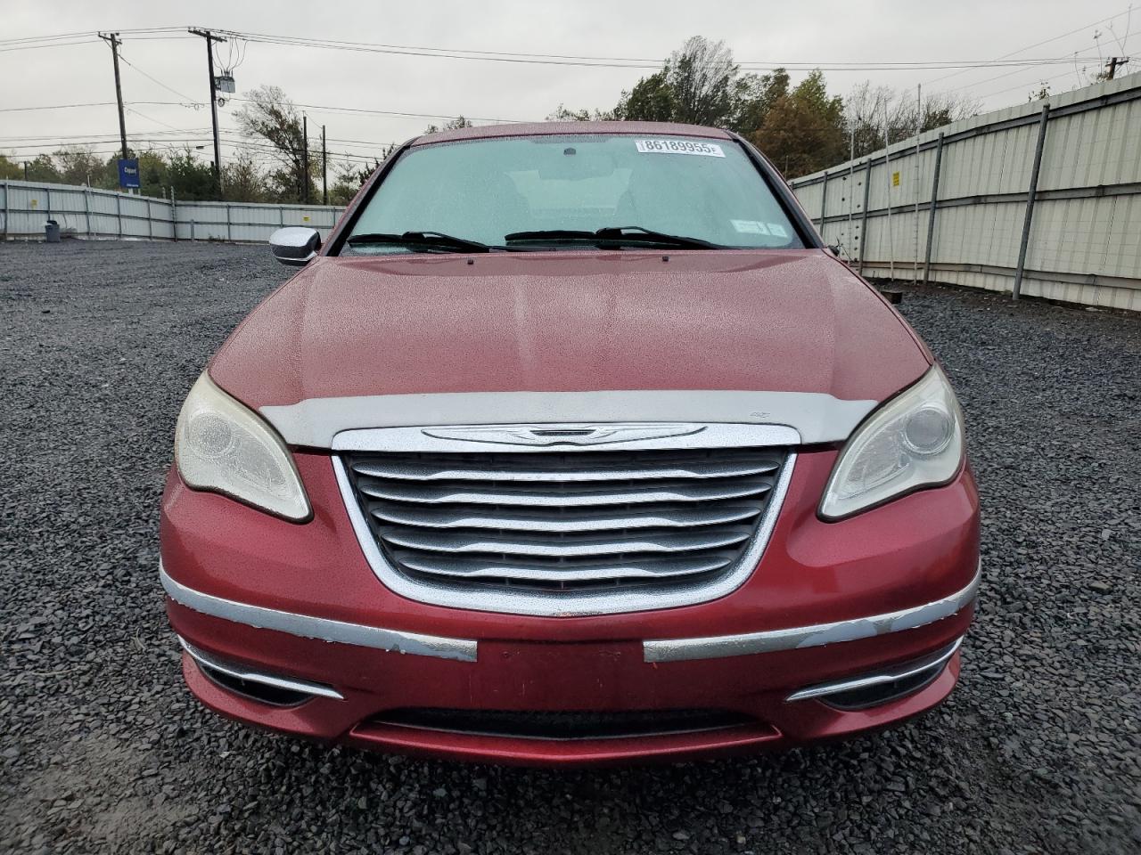Chrysler 200 Limited Image 6