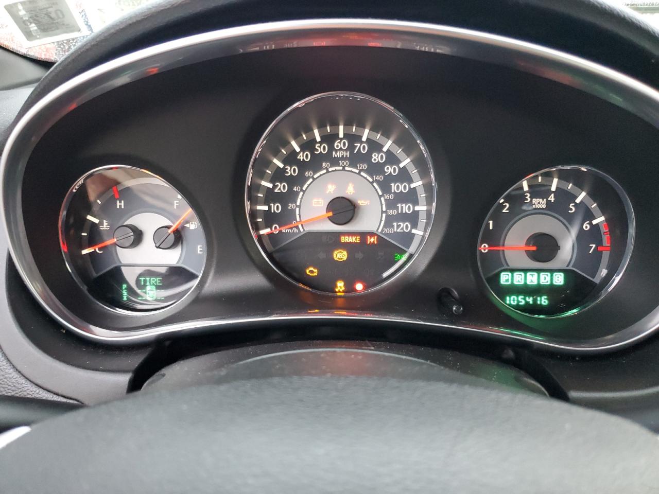 Chrysler 200 Limited Image 8