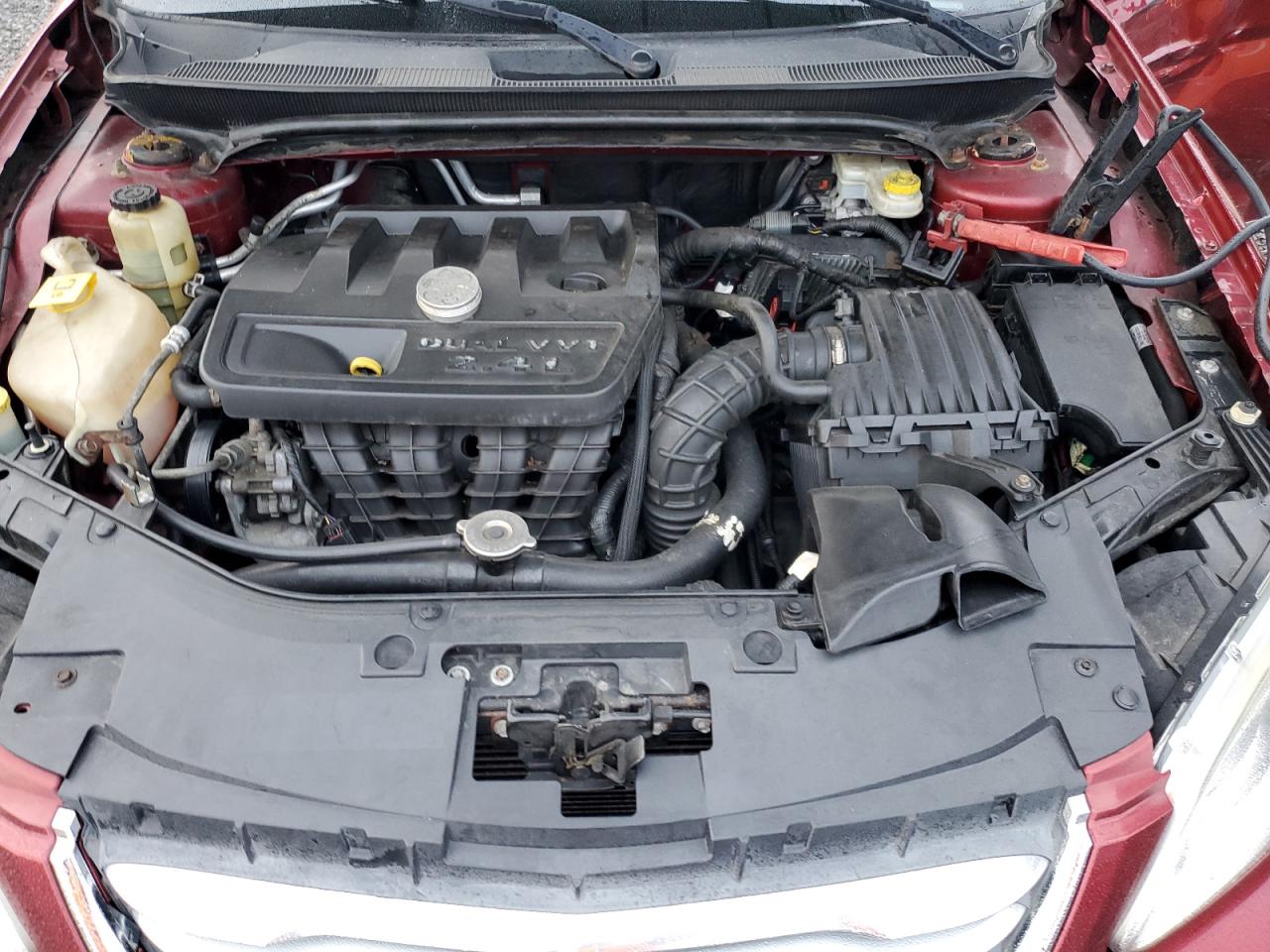 Chrysler 200 Limited Image 12