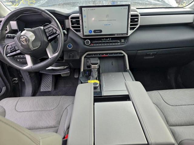 Toyota Sequoia Sr5 Image 15