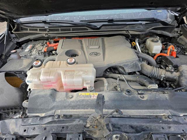 Toyota Sequoia Sr5 Image 10