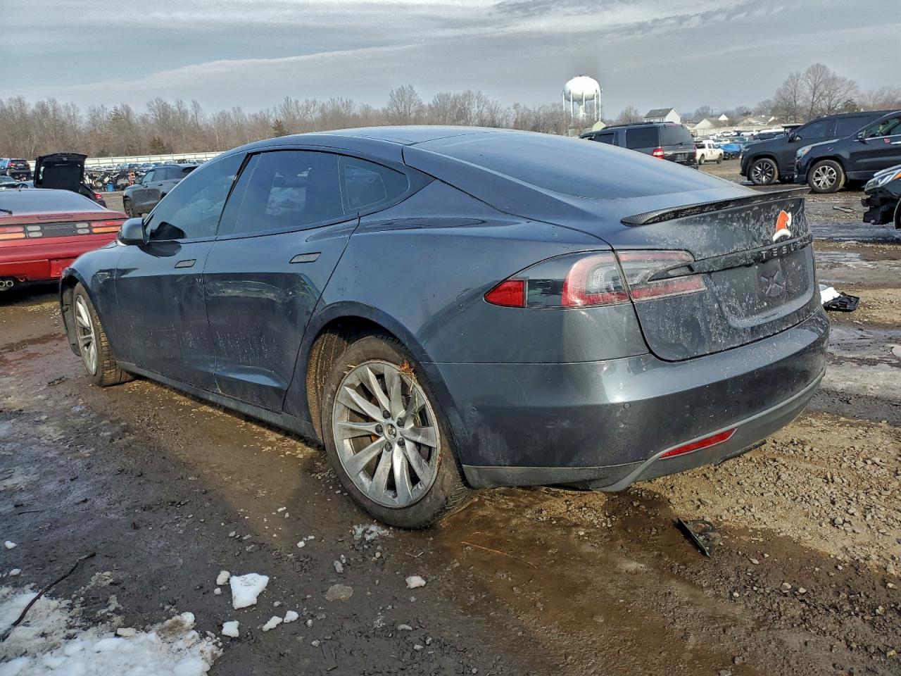 Tesla Model S Image 4