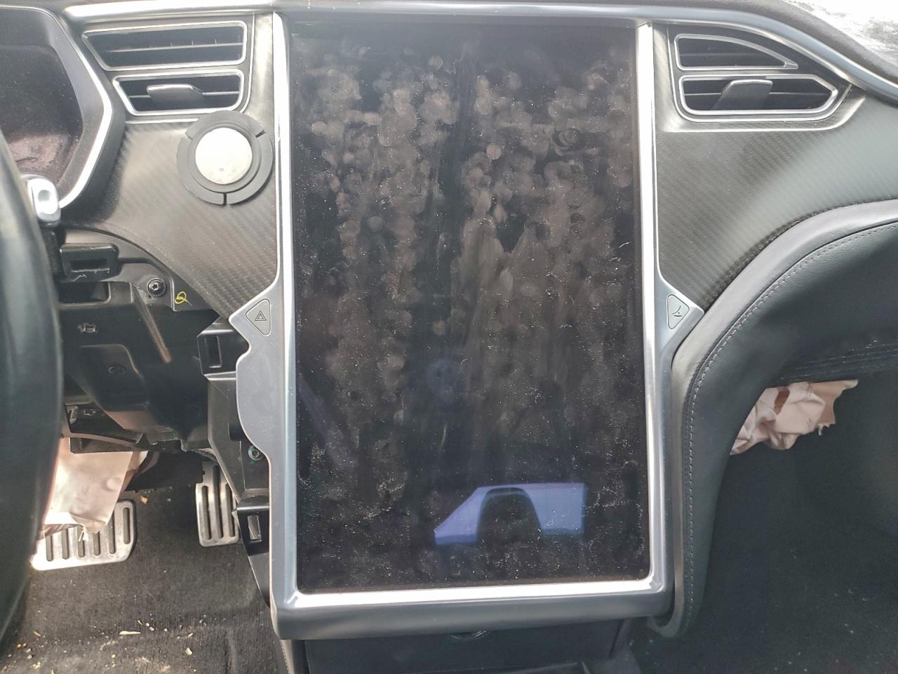 Tesla Model S Image 9