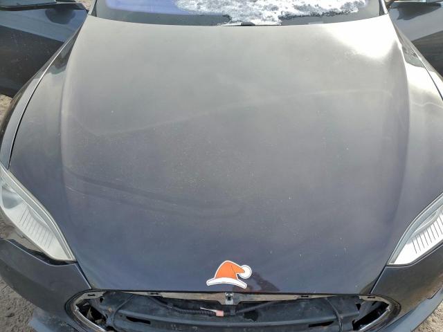 Tesla Model S Image 2