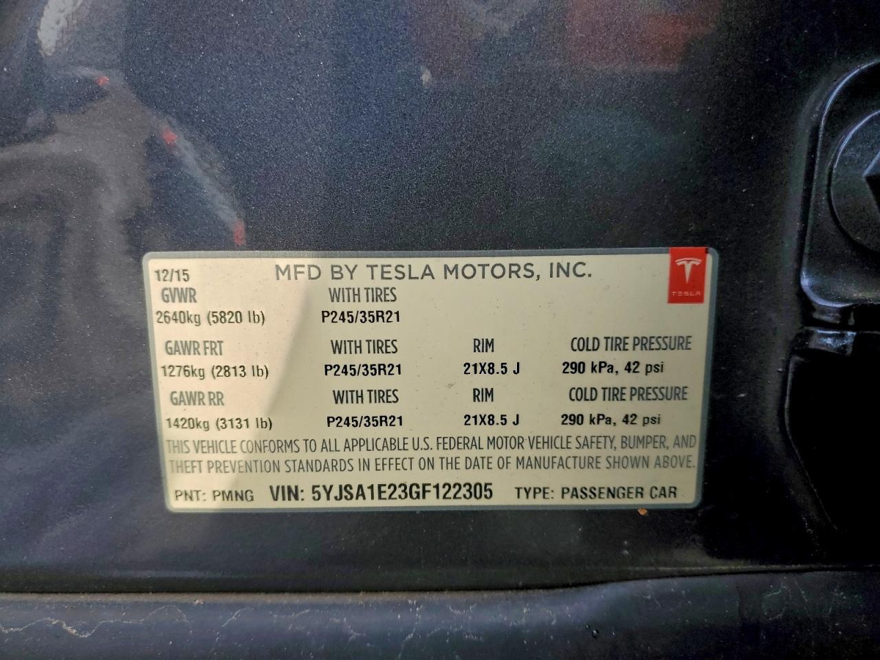 Tesla Model S Image 13