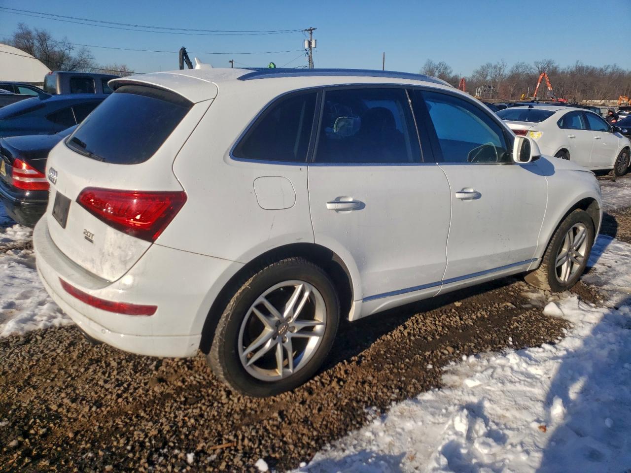 Audi Q5 Premium Image 2