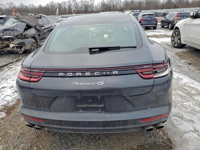 Porsche Panamera 4s Image 2