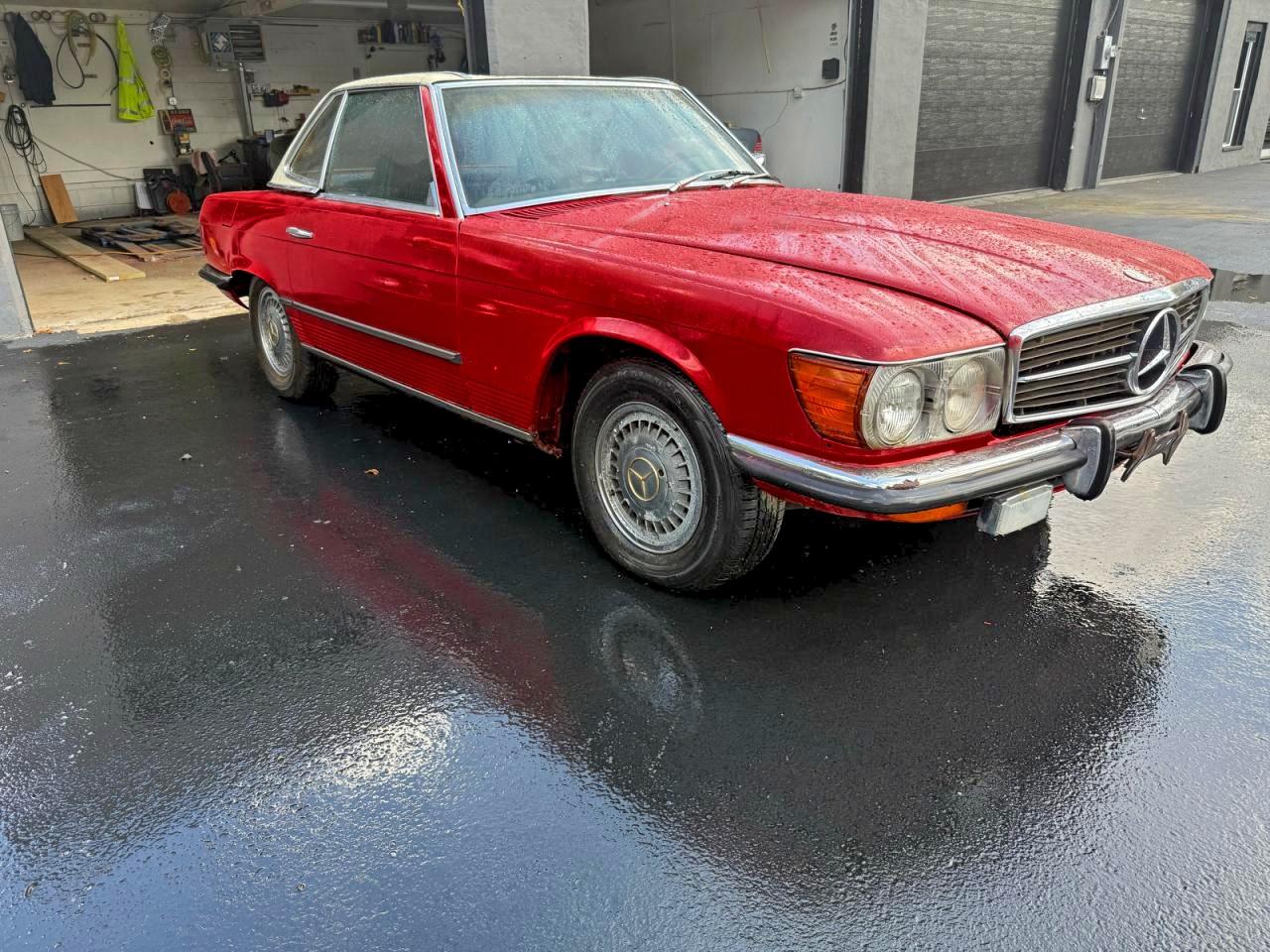 Mercedes-Benz S-Class Image 1