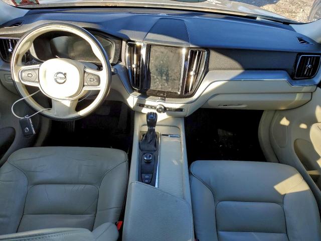 Volvo XC60 T5 Image 7