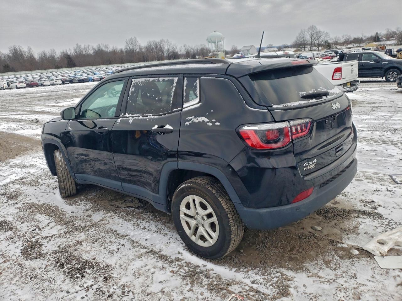 Jeep Compass Sport Image 11