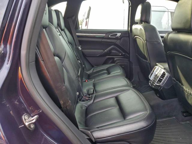 Porsche Cayenne Image 11