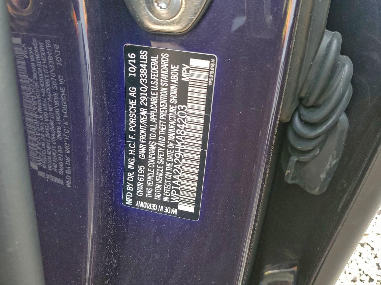 Porsche Cayenne Image 8