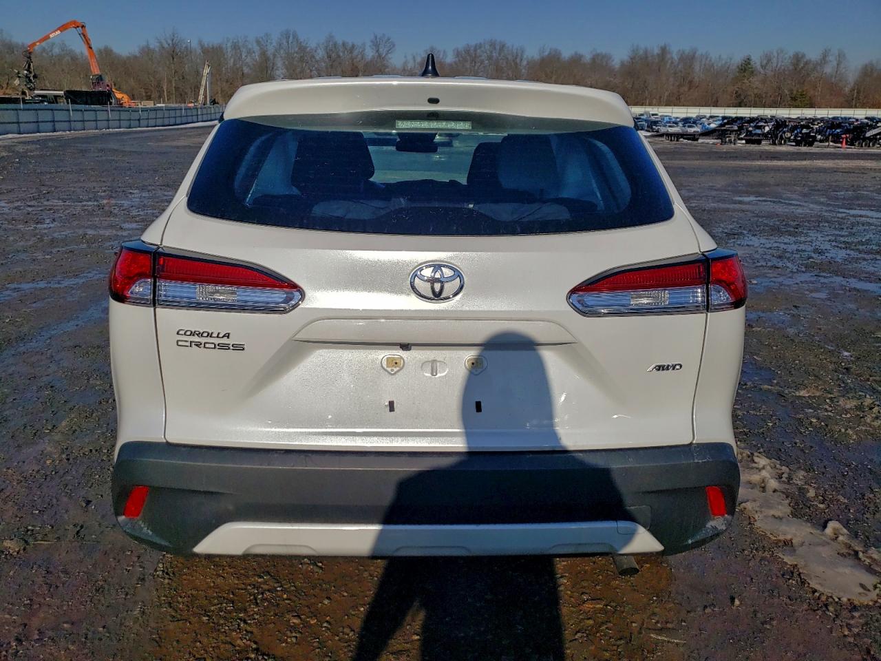 Toyota Corolla L Image 2