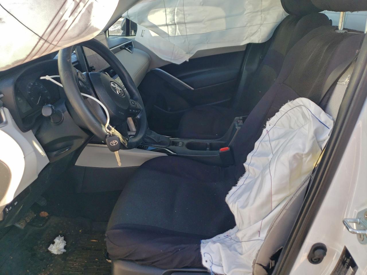 Toyota Corolla L Image 7