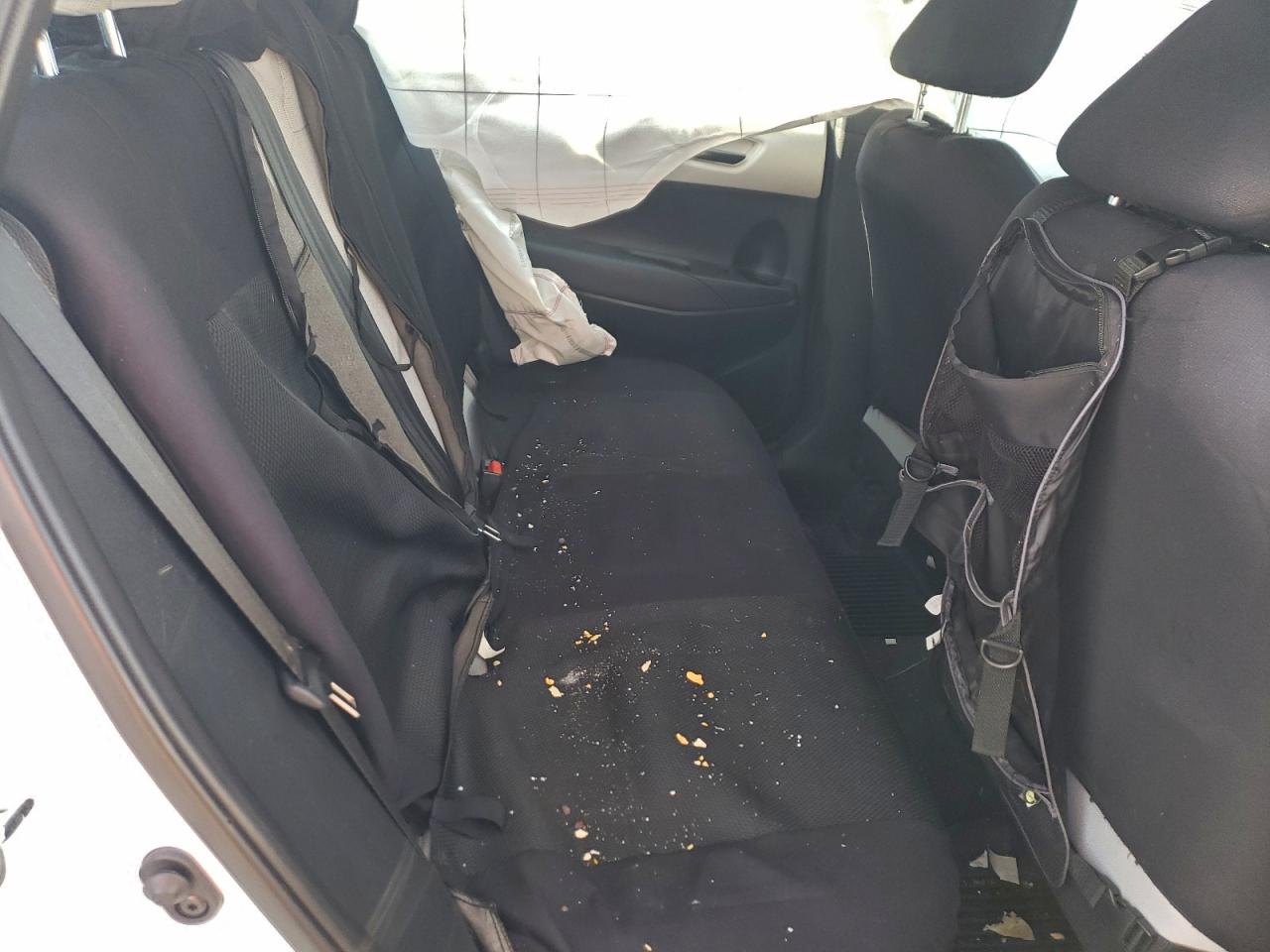 Toyota Corolla L Image 11