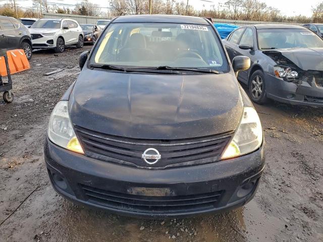 Nissan Versa S Image 3