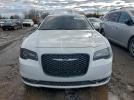 Chrysler 300 S Image 6