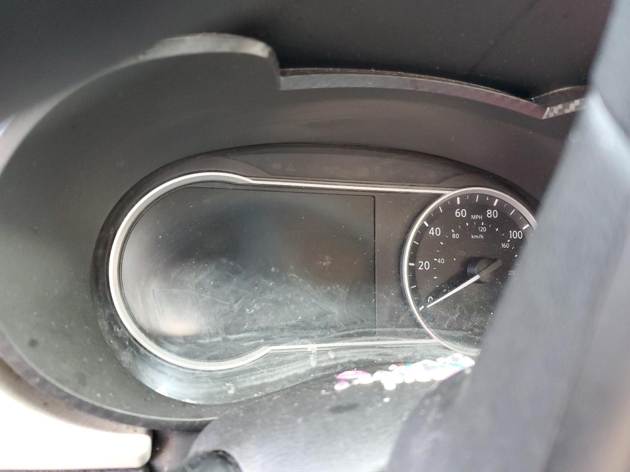 Nissan Versa Sv Image 9