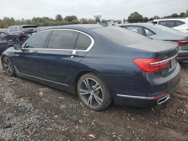 BMW 7 Series Xi Image 12