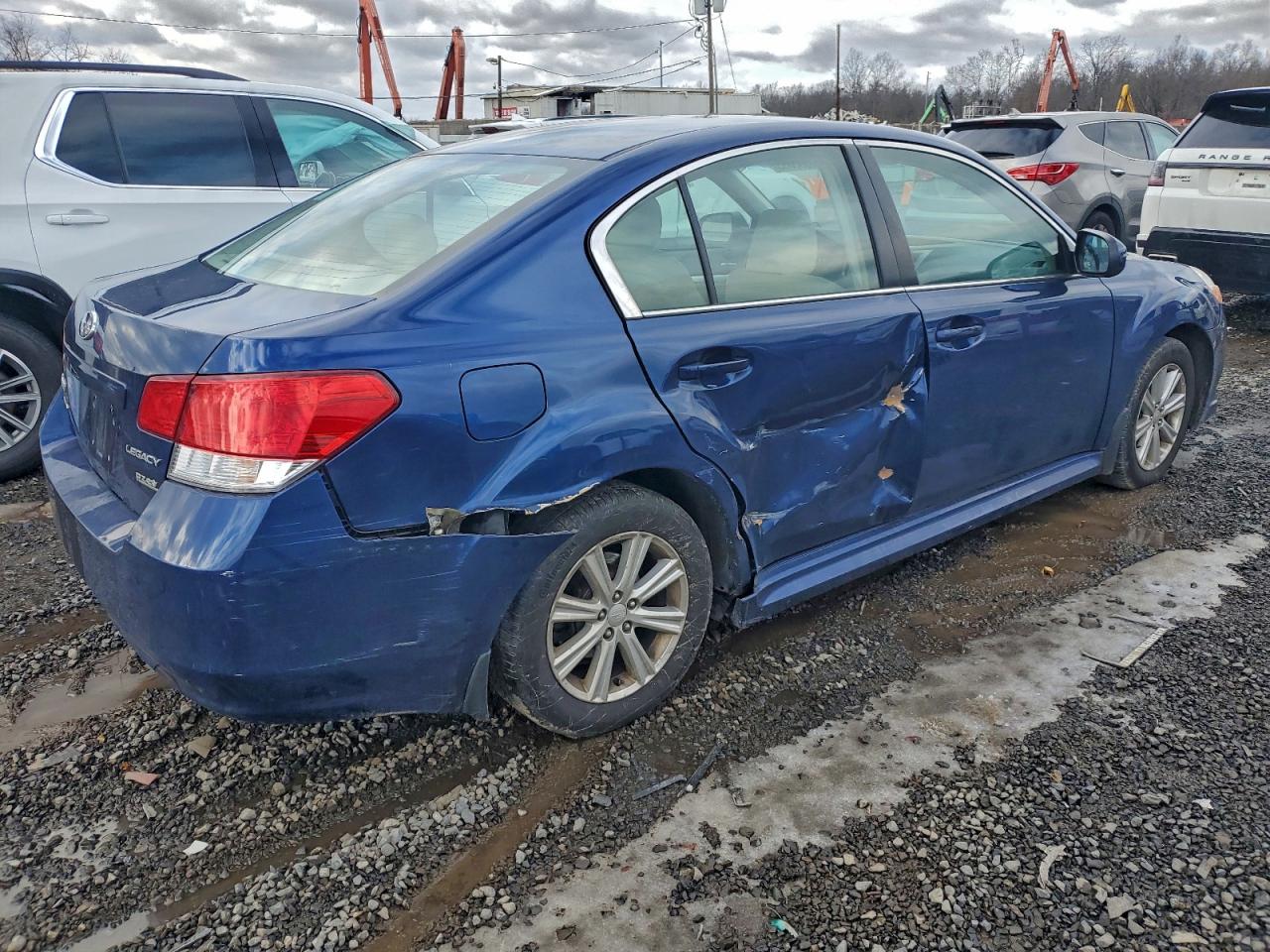 Subaru Legacy 2.5i Premium Image 11