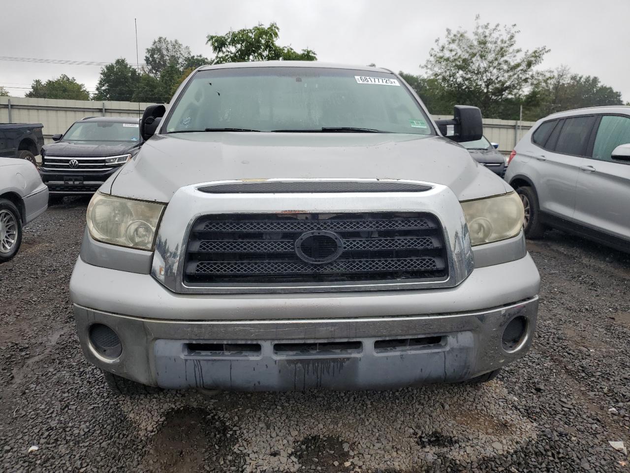 Toyota Tundra Double Cab Image 11