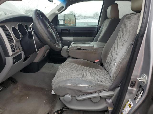 Toyota Tundra Double Cab Image 5