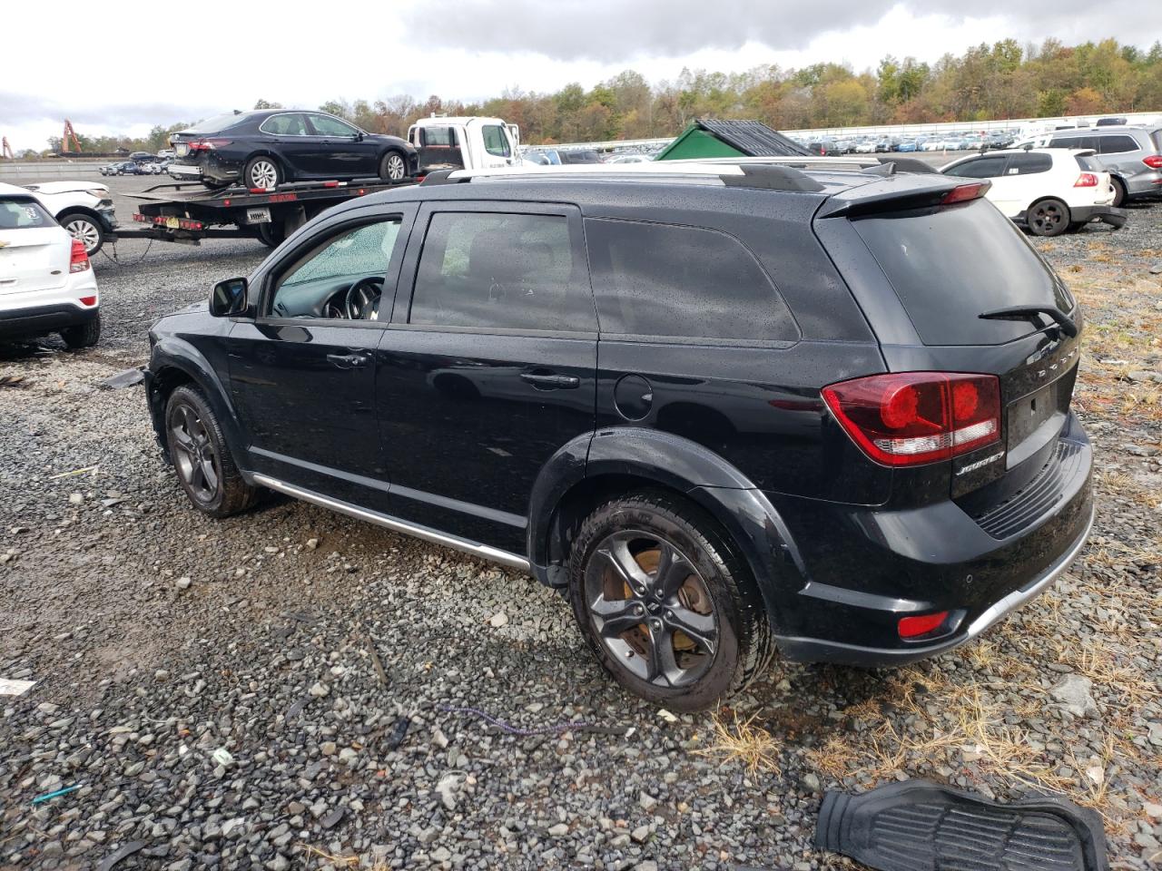 Dodge Journey Crossroad Image 2