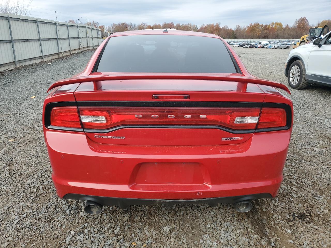 Dodge Charger Srt-8 Image 4