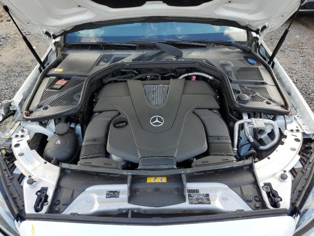 Mercedes-Benz C-Class 400 4matic Image 11