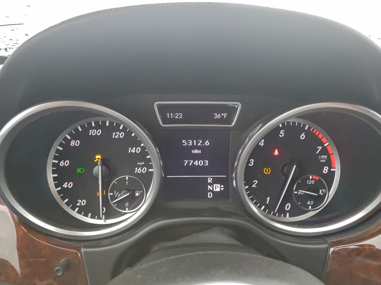 Mercedes-Benz M-Class 550 4matic Image 6