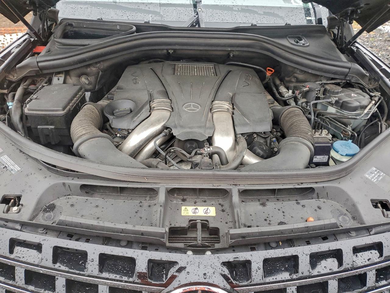 Mercedes-Benz M-Class 550 4matic Image 3