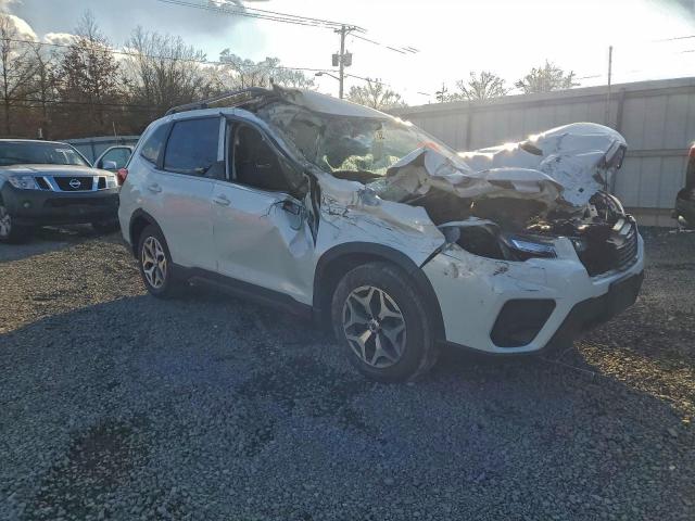 Subaru Forester Premium Image 4