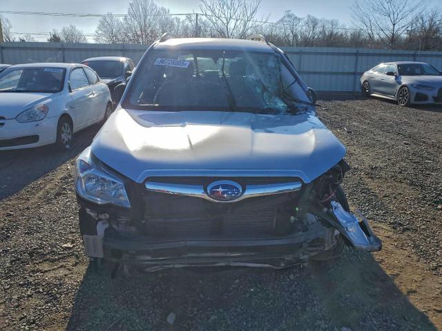 Subaru Forester 2.5i Image 13