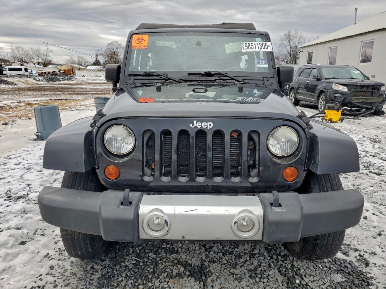 Jeep Wrangler Sahara Image 9