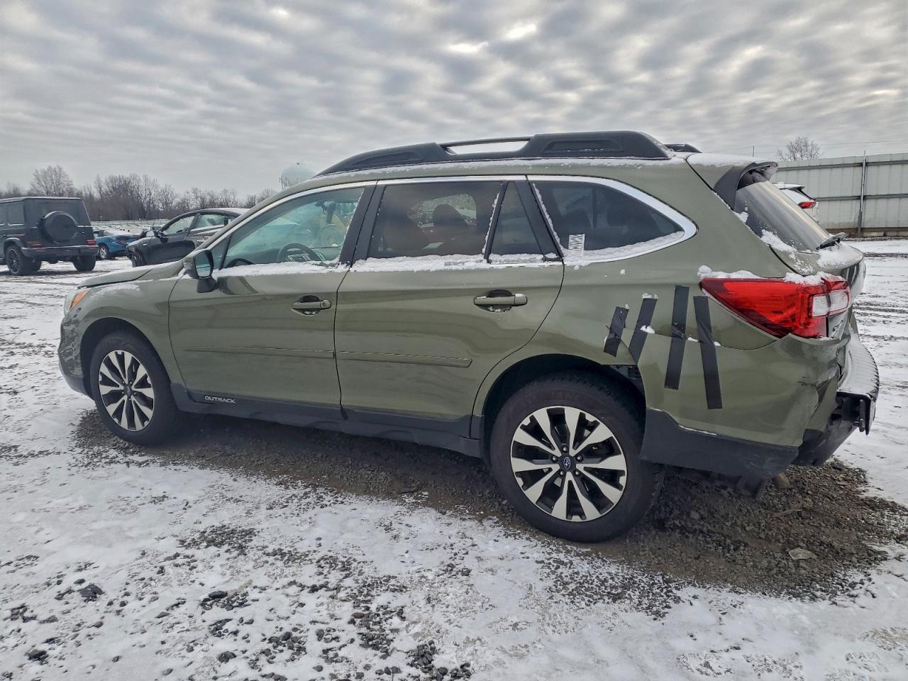 Subaru Outback 2.5i Limited Image 13