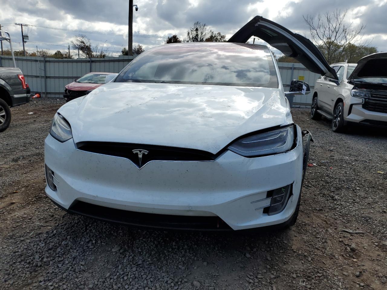 Tesla Model X Image 6