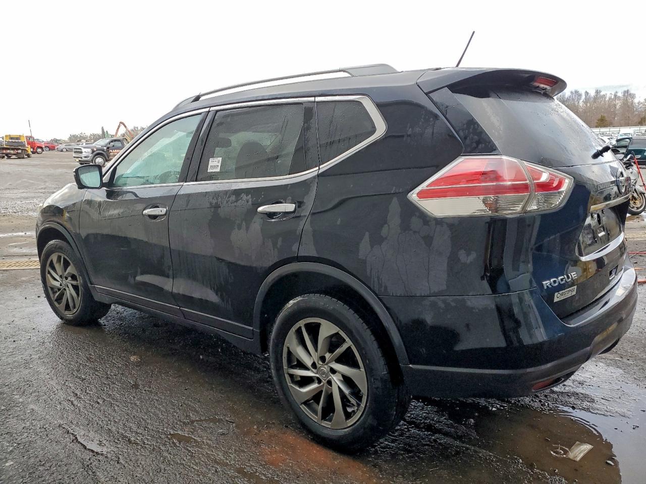 Nissan Rogue S Image 6