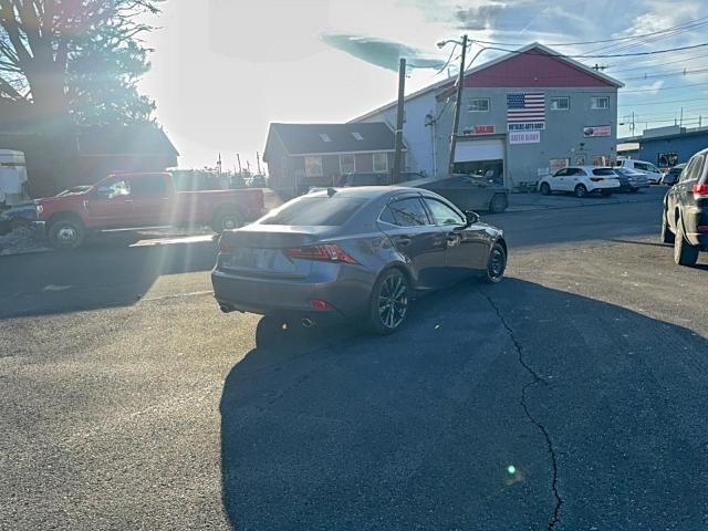 Lexus Is 300 Image 5