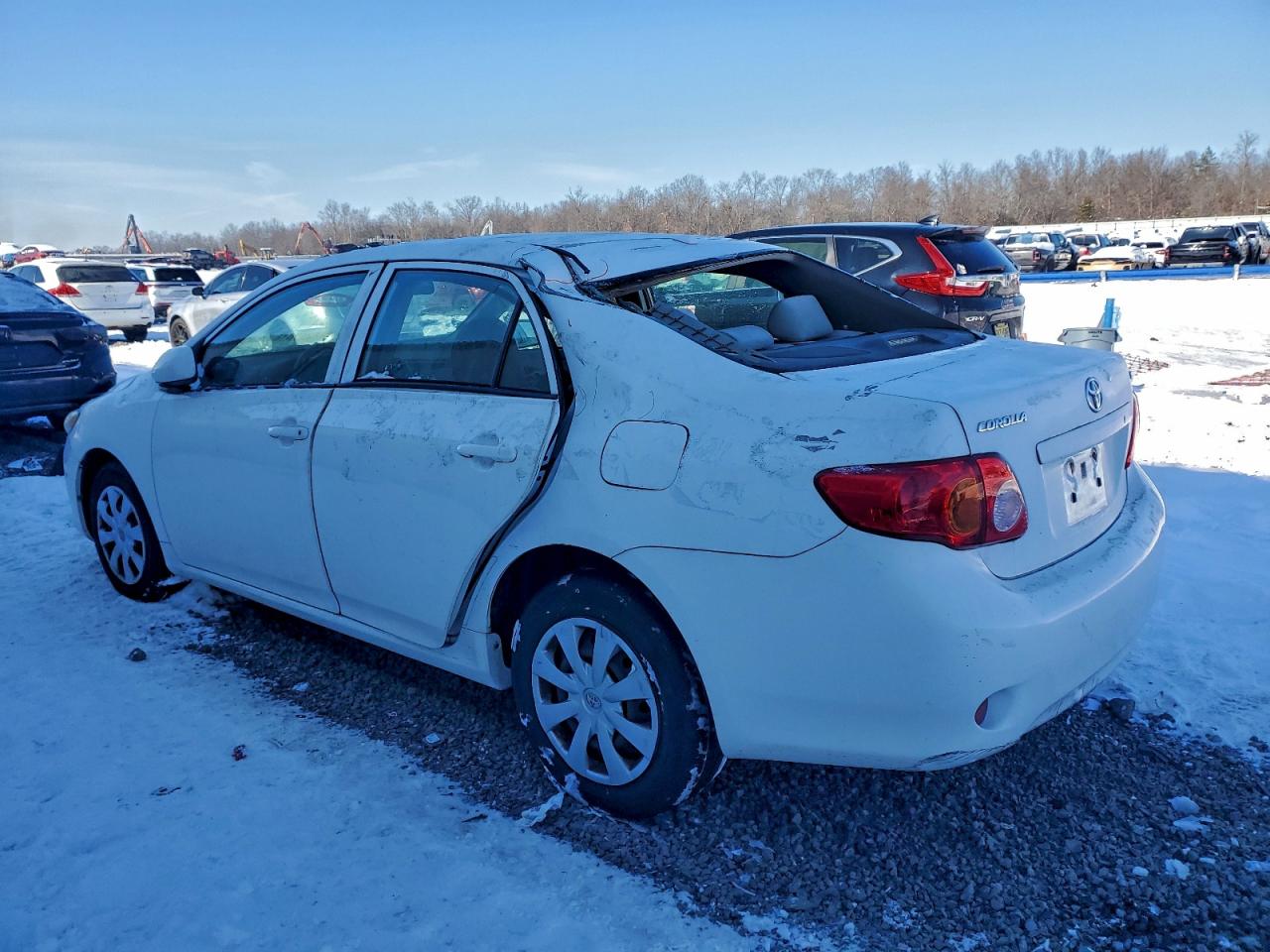 Toyota Corolla Base Image 6