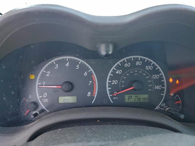 Toyota Corolla Base Image 8