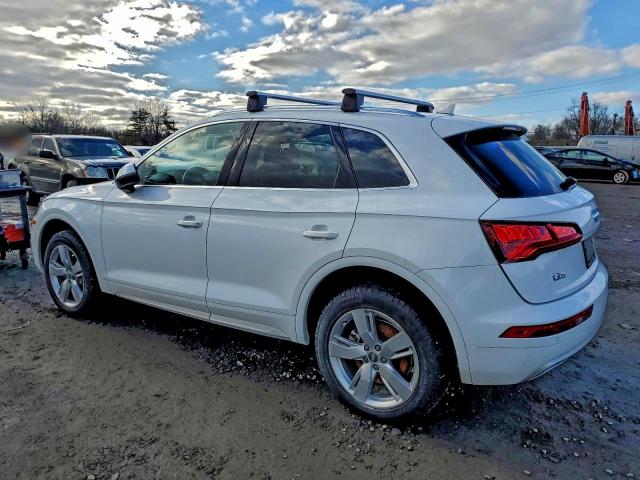 Audi Q5 Premium Plus Image 4