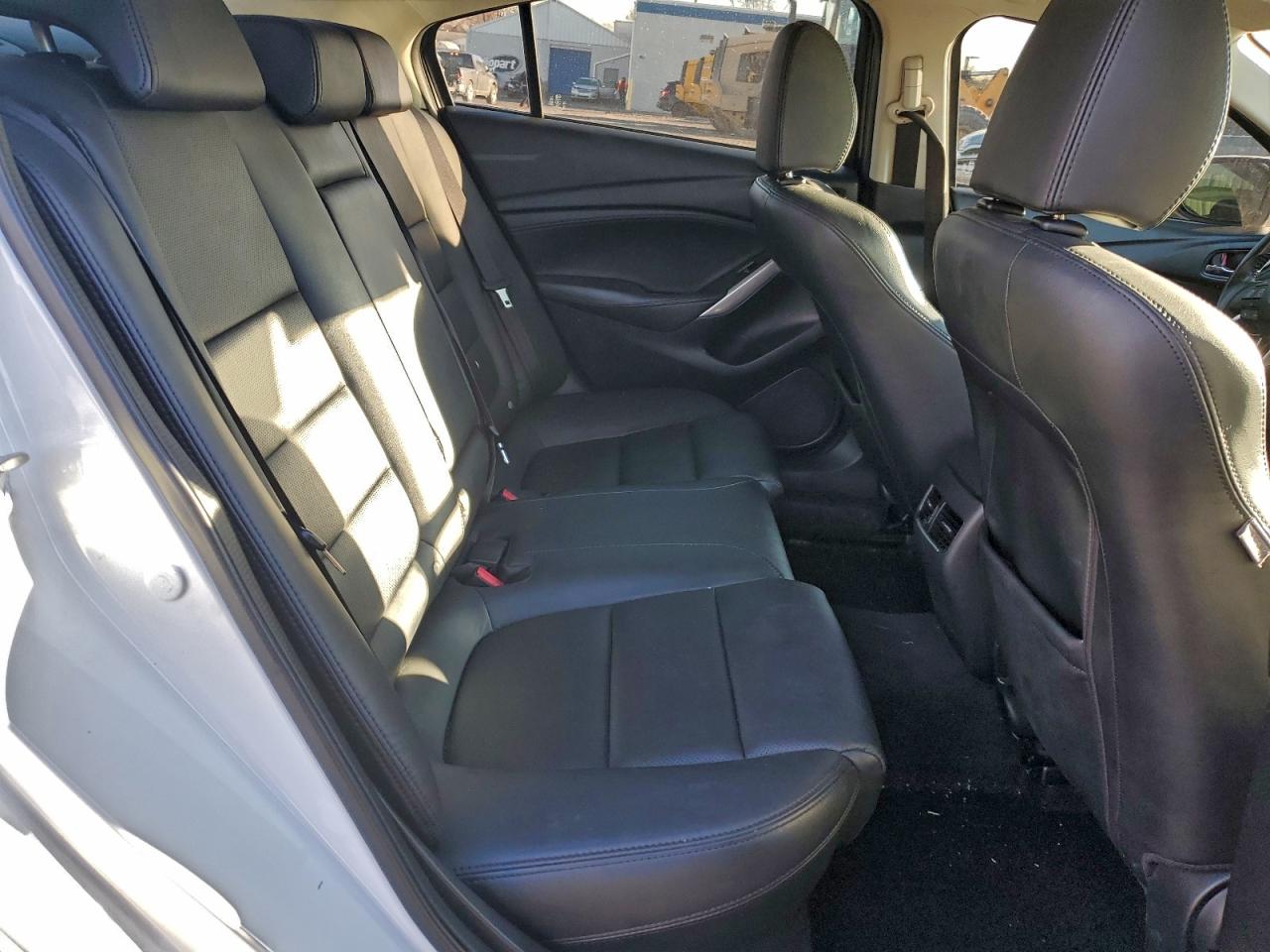 Mazda 6 Touring Image 8