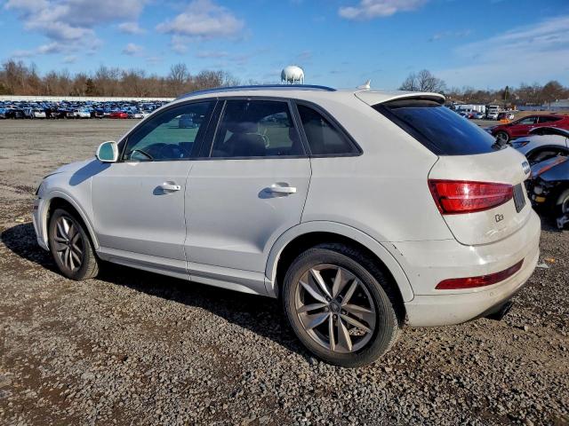 Audi Q3 Premium Image 4